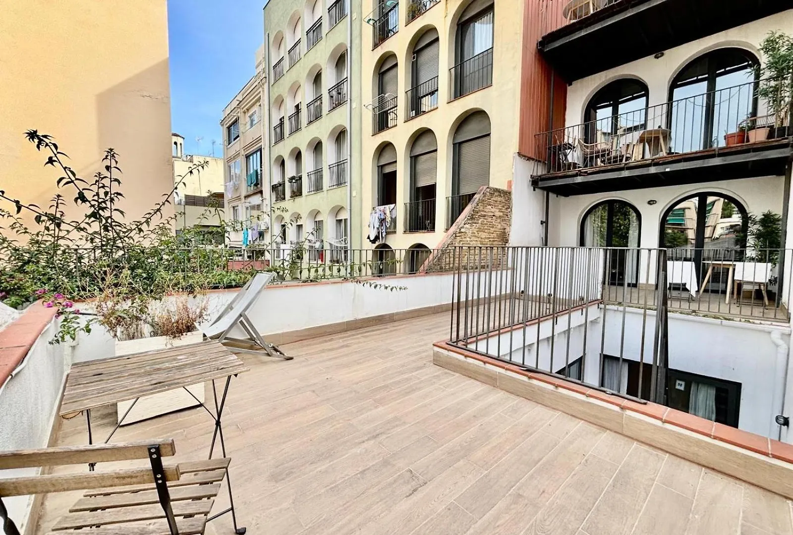 Piso Con Dos Habitaciones Con Camas Dobles Y Terrazas En El Poblenou Barcelona 0*,  Spain