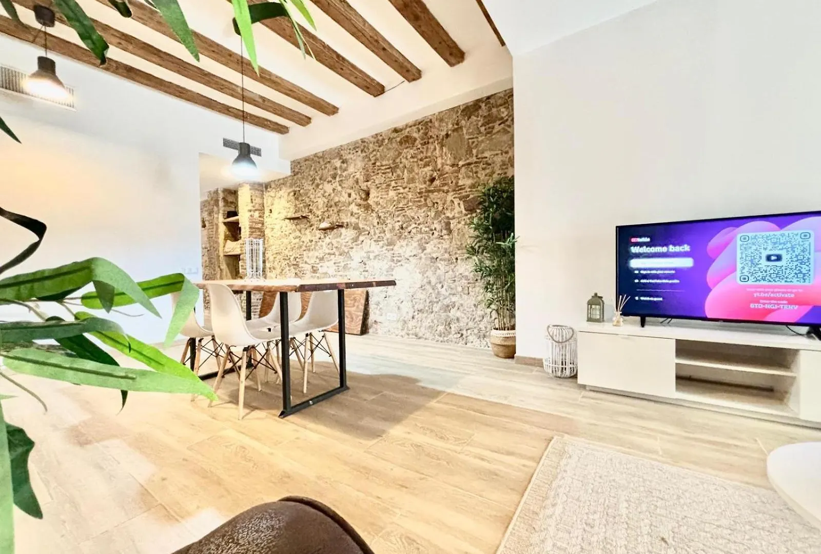 Piso Con Dos Habitaciones Con Camas Dobles Y Terrazas En El Poblenou Barcelona