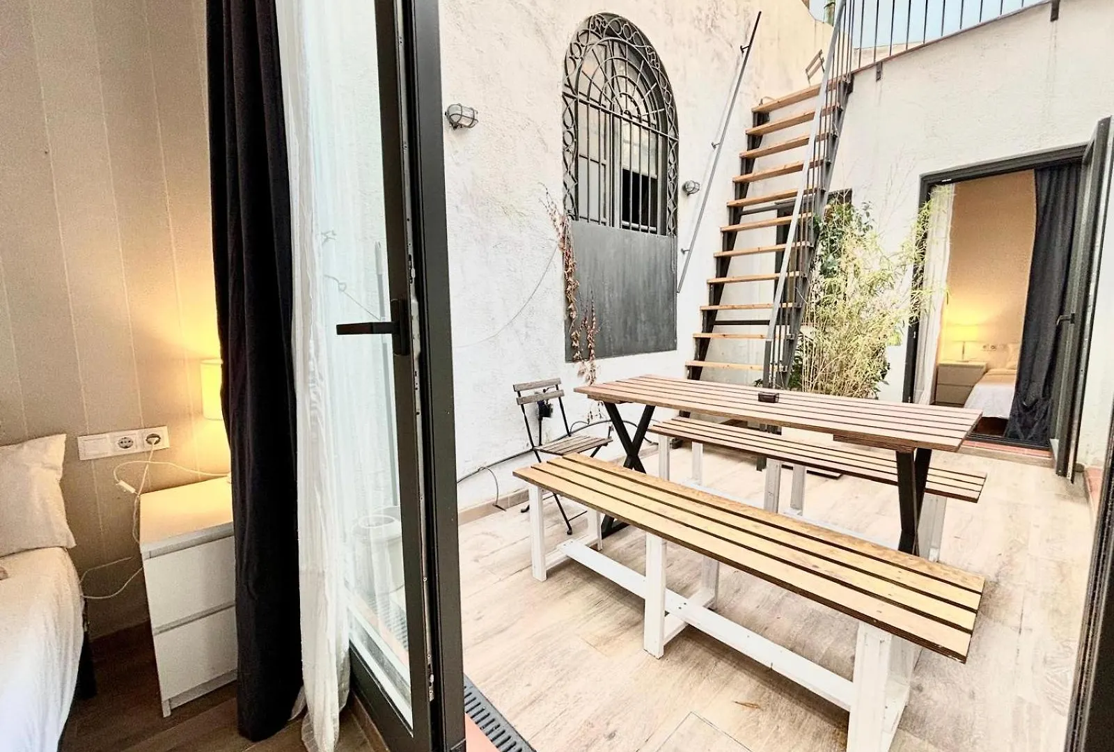 Daire Piso Con Dos Habitaciones Con Camas Dobles Y Terrazas En El Poblenou Barselona İspanya
